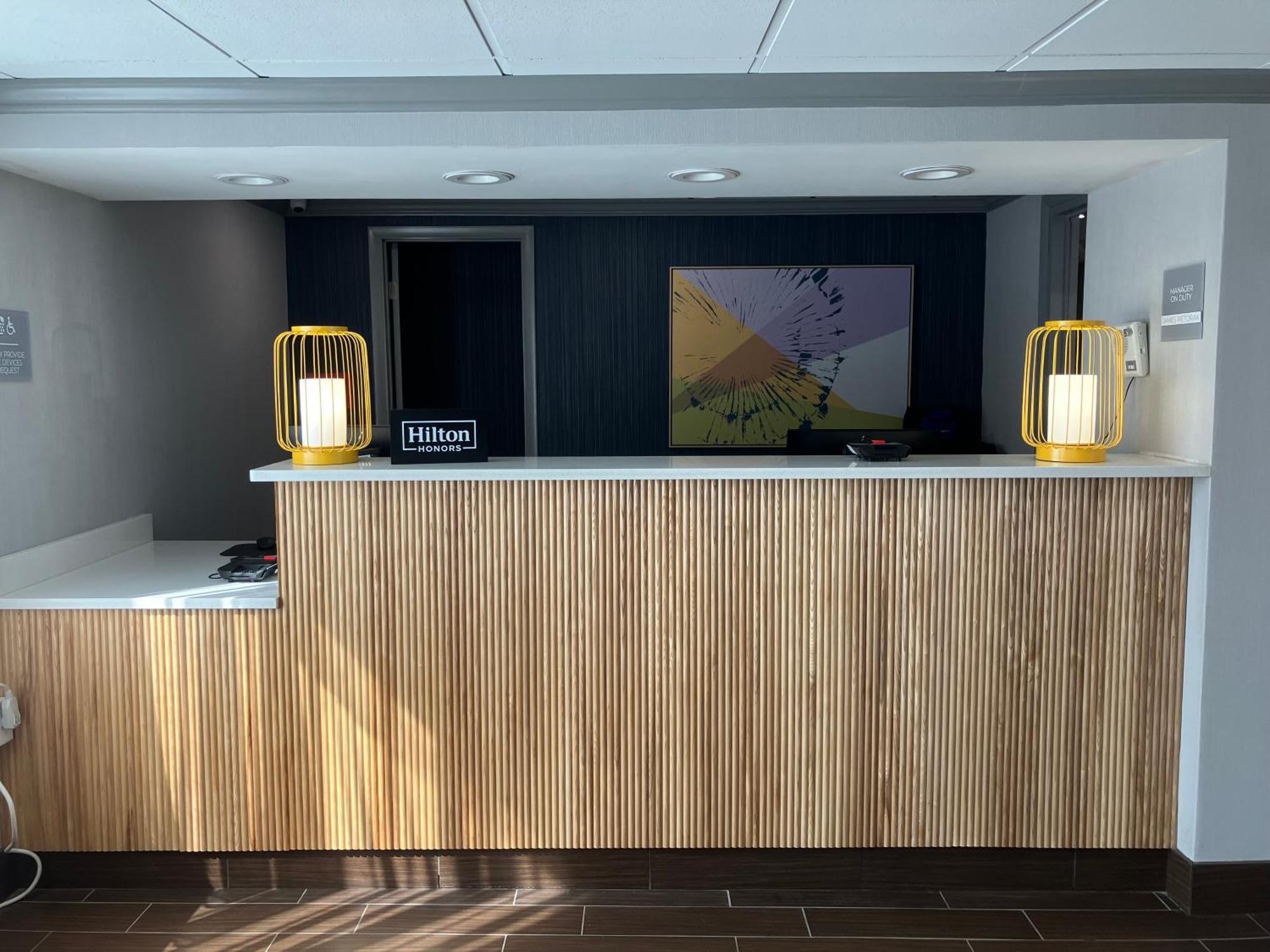 Spark By Hilton Clarks Summit Exterior photo