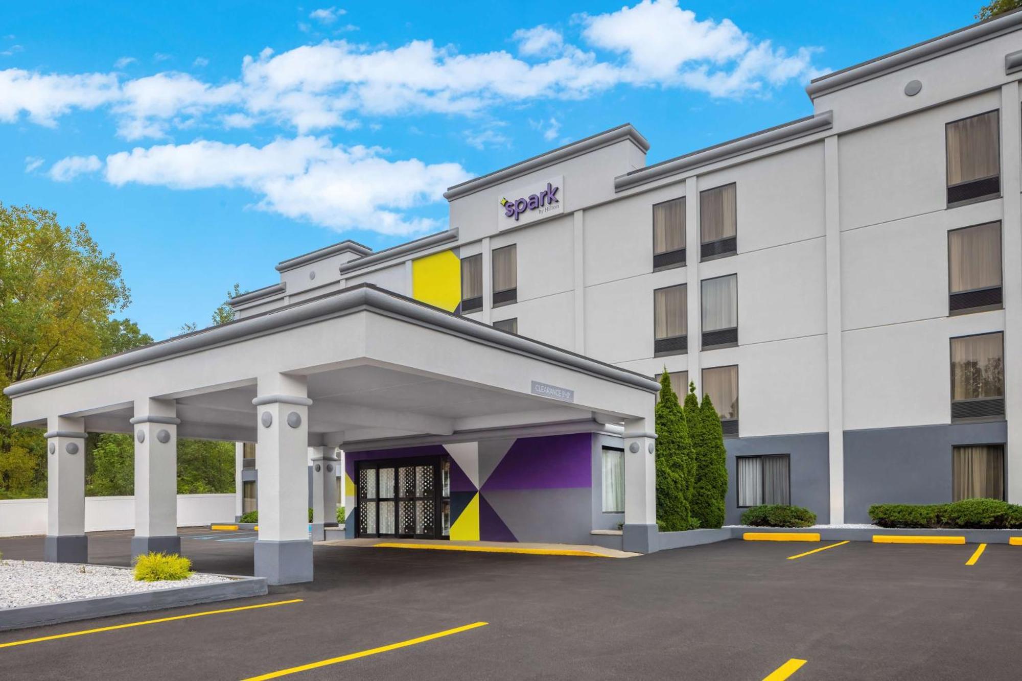 Spark By Hilton Clarks Summit Exterior photo