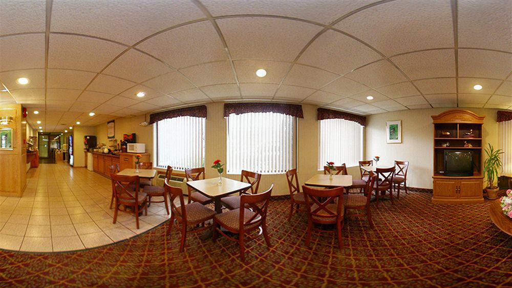 Spark By Hilton Clarks Summit Exterior photo